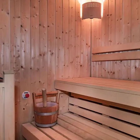 פארק נופש Alpine Estate -